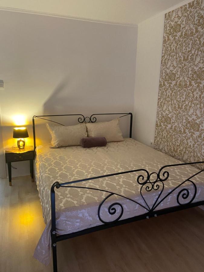 סנג' Rooms Milena מראה חיצוני תמונה