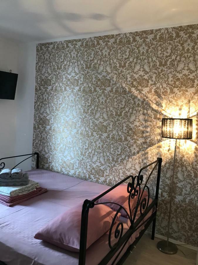 סנג' Rooms Milena מראה חיצוני תמונה